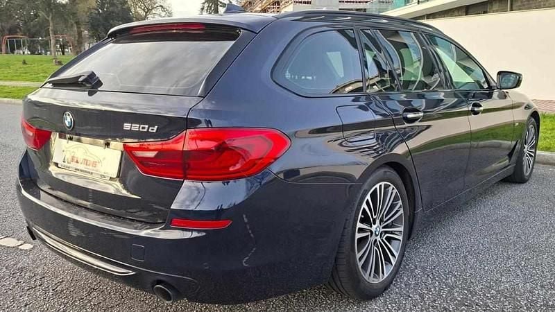 Usado BMW 520 190 HP (139 kW) 2017 Azul Carrinha