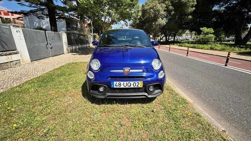 Azul Usado 2018 Abarth 595 Citadino | € 17.000 (Super Preço) - Imagem 1/4