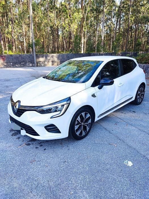 Usado 2021 Renault Clio V LIMITED Sedan | € 14.250 (Super Preço) - Imagem 1/4