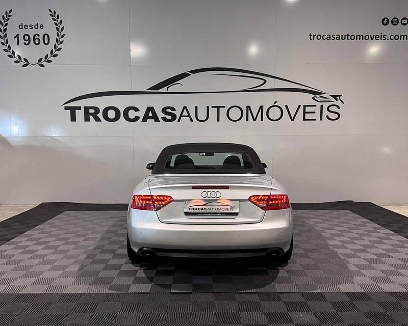 Usado Audi A5 211 HP (155 kW) 2009 Cinzento Cabrios