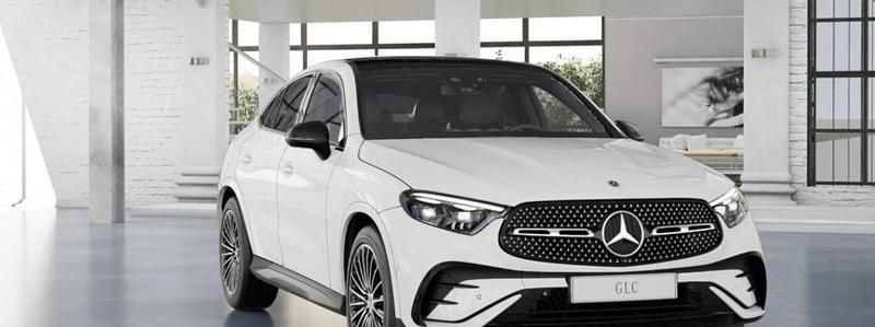 Branco Usado 2024 Mercedes GLC300 AMG line Coupé | € 74.999 (Bom preço) - Imagem 1/4