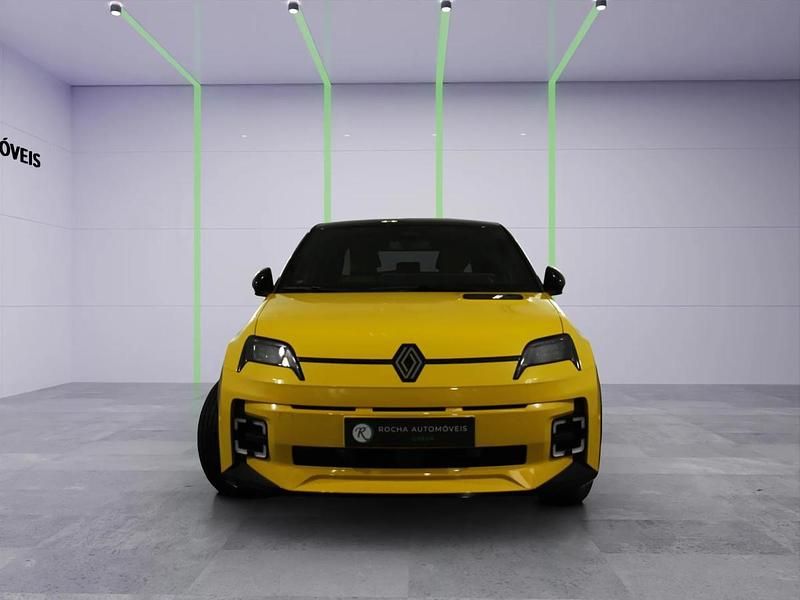 Usado Renault R5 110 kW (150 HP) 2024 Outra Citadino