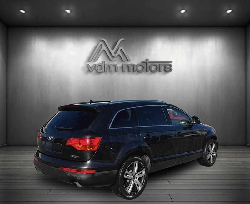 Usado Audi Q7 232 HP (170 kW) 2007 Preto SUV