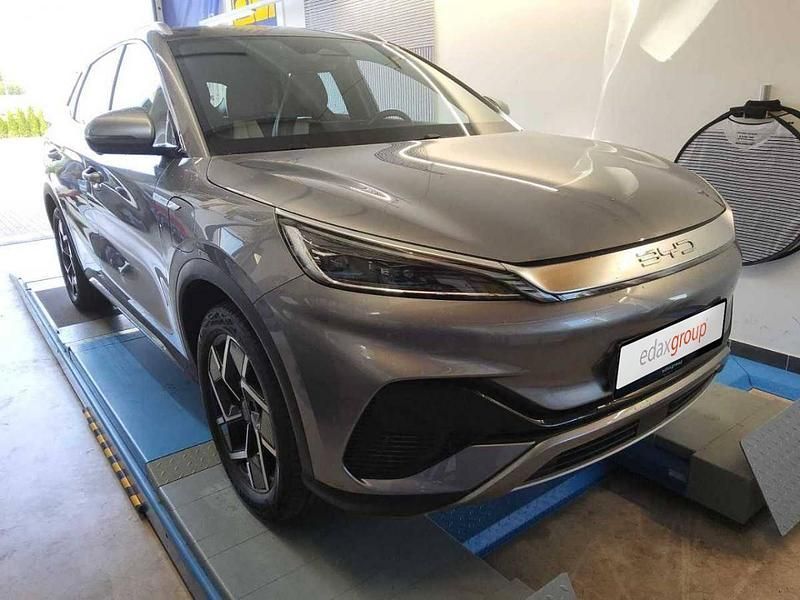 Cinzento Usado 2023 BYD Atto 3 SUV | € 26.990 (Bom preço) - Imagem 1/4