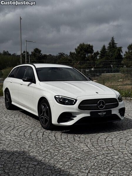 Branco Usado 2021 Mercedes E300 AMG | € 43.500 (Preço justo) - Imagem 1/1