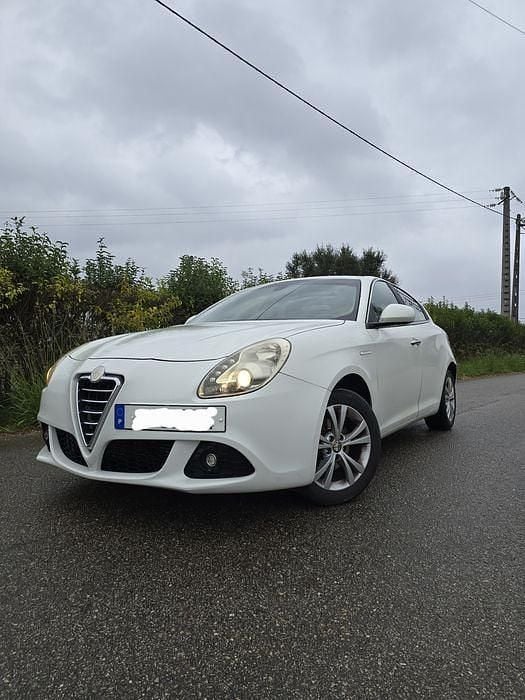 Usado 2012 Alfa Romeo Giulietta Citadino | € 5.300 (Bom preço) - Imagem 1/4