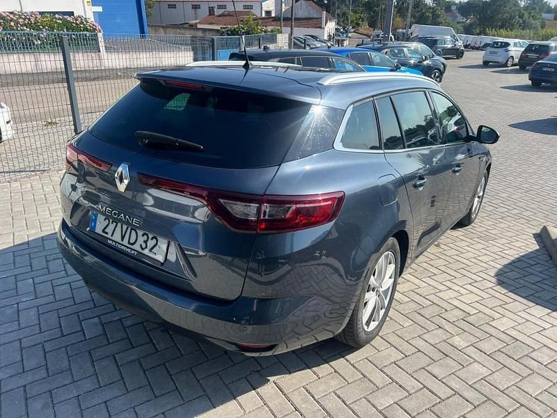 Cinza Usado 2018 Renault Mégane GrandTour Zen Carrinha | € 13.900 (Preço justo) - Imagem 1/4