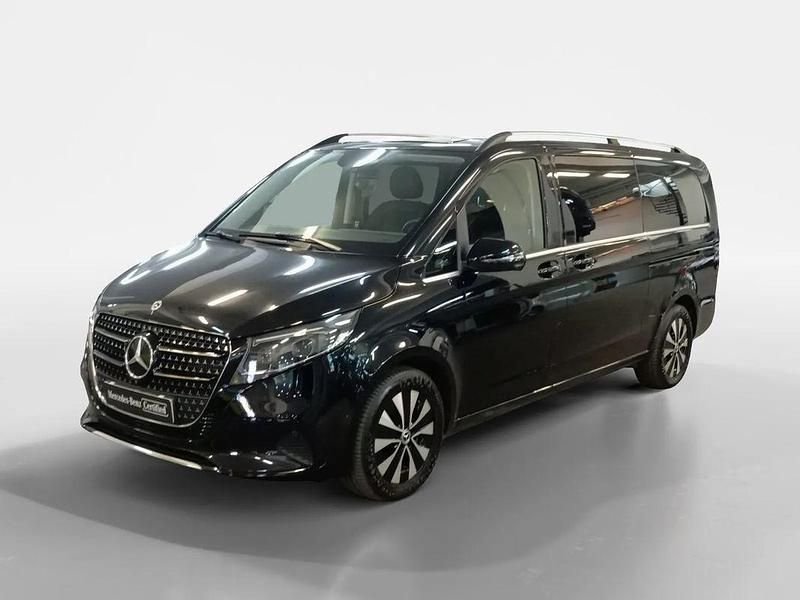 Usado Mercedes V250 Avantgarde 190 HP (139 kW) 2024 Preto Monovolume