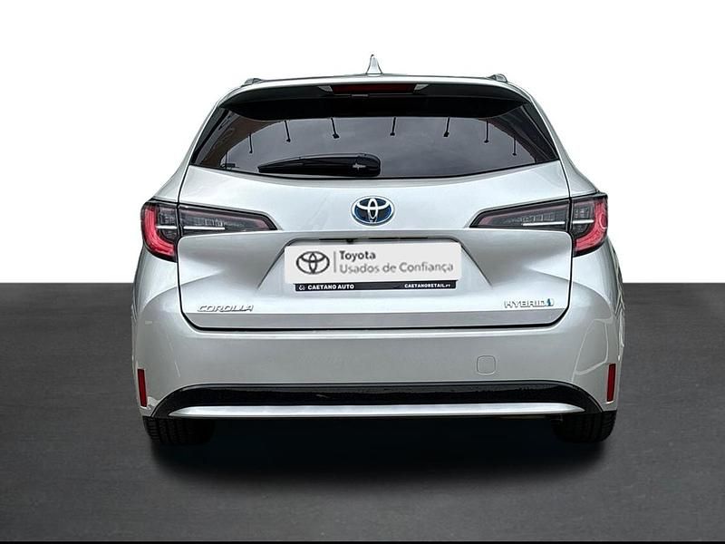 Usado Toyota Corolla Comfort 122 HP (89 kW) 2022 Cinza (pintura metalizada especial)