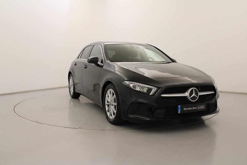 Preto Usado 2019 Mercedes A180 Citadino | € 25.990 (Preço justo) - Imagem 1/4