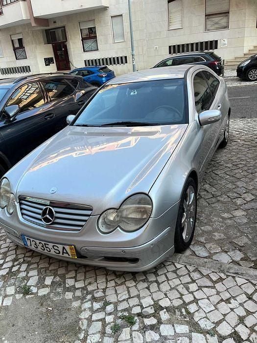 Usado 2001 Mercedes C220 Coupé | € 4.950 (Super Preço) - Imagem 1/4