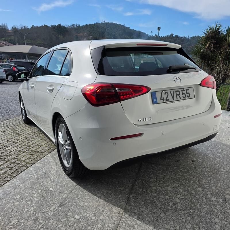 Usado Mercedes A160 Progressive 109 HP (80 kW) 2018 Branco