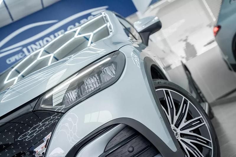 Usado Mercedes EQE350 Edition 214 kW (292 HP) 2024 Cinza prata SUV