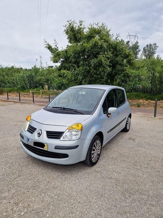 Usado 2005 Renault Modus Monovolume | € 2.550 (Bom preço) - Imagem 1/4