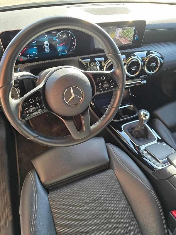Usado Mercedes A160 109 HP (80 kW) 2020 Preto