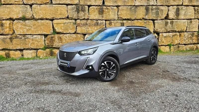 Cinza Usado 2022 Peugeot e-2008 SUV | € 19.950 (Bom preço) - Imagem 1/4
