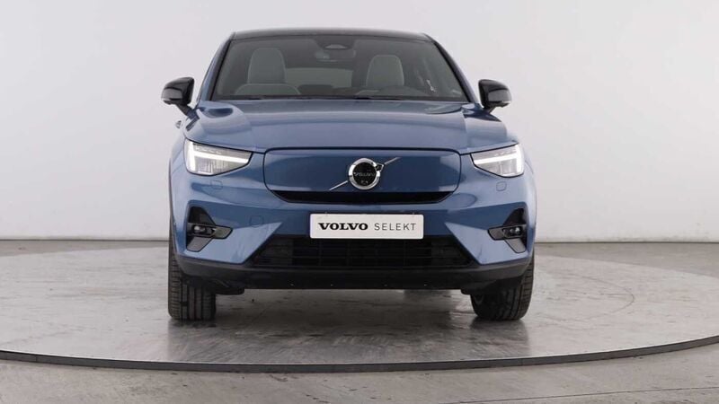 Usado Volvo EC40 184 kW (251 HP) 2024 Azul SUV