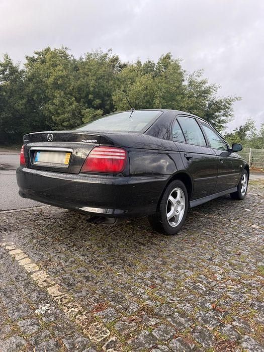 Usado 2002 Honda Accord Sedan | € 4.000 - Imagem 1/4