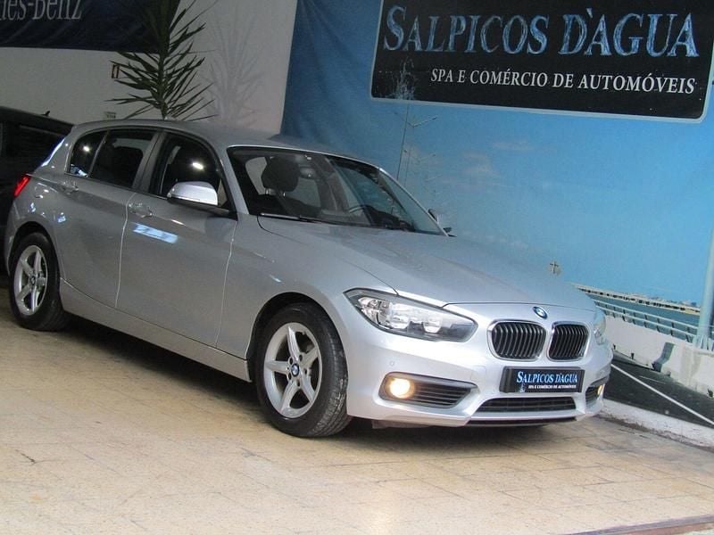 Cinza Usado 2018 BMW 116 Advantage Citadino | € 15.980 (Preço justo) - Imagem 1/4