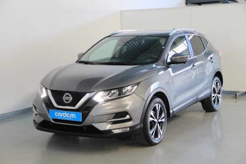 Cinzento Usado 2019 Nissan Qashqai N-Connecta SUV | € 25.490 (Caro) - Imagem 1/4