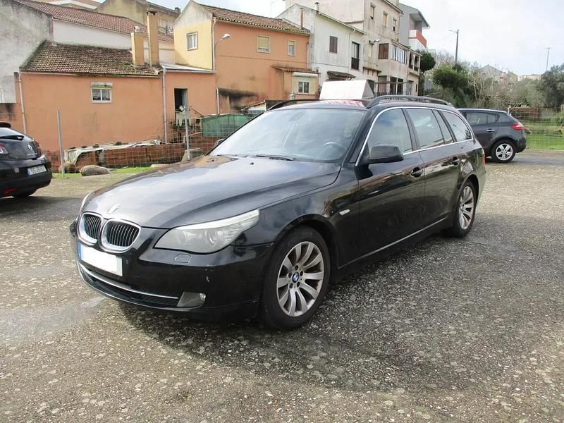 Usado BMW 520 177 HP (130 kW) 2009 Preto Carrinha