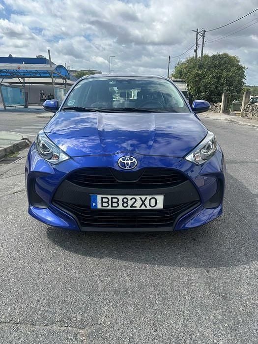 Usado 2023 Toyota Yaris Comfort Sedan | € 15.500 (Bom preço) - Imagem 1/4