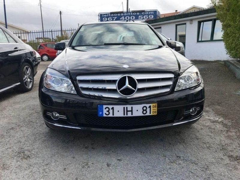 Vendido Mercedes C220 CDi Avantgarde Carros