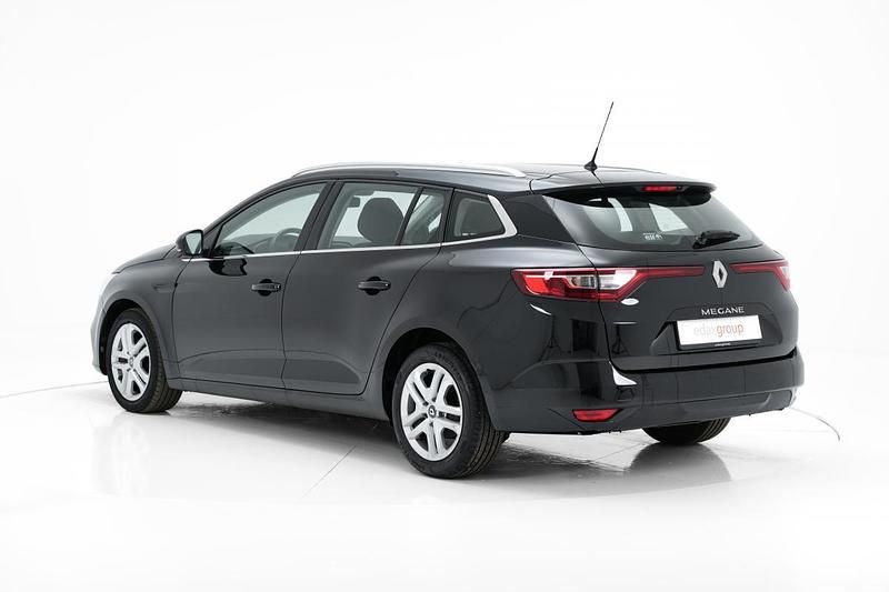 Usado Renault Mégane IV 110 HP (80 kW) 2017 Preto Carrinha