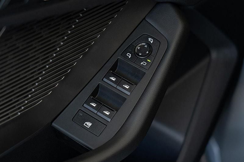 Novo BMW 116 122 HP (89 kW) 2025 Cinza Citadino