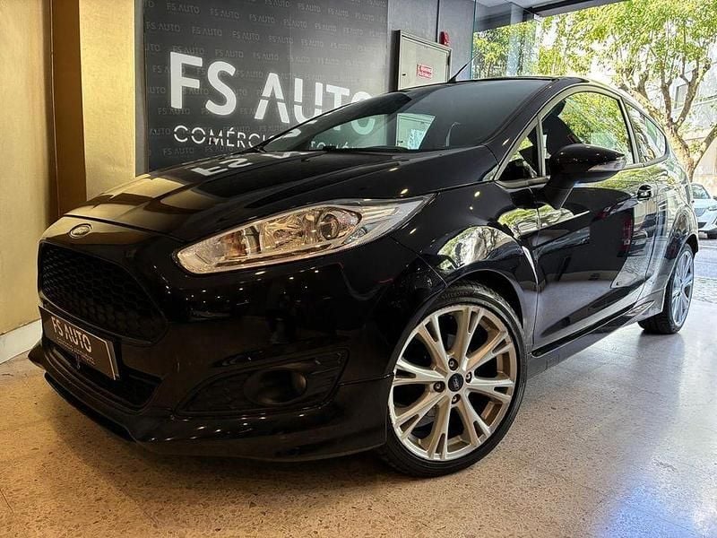 Usado 2013 Ford Fiesta | € 7.990 (Preço elevado) - Imagem 1/4