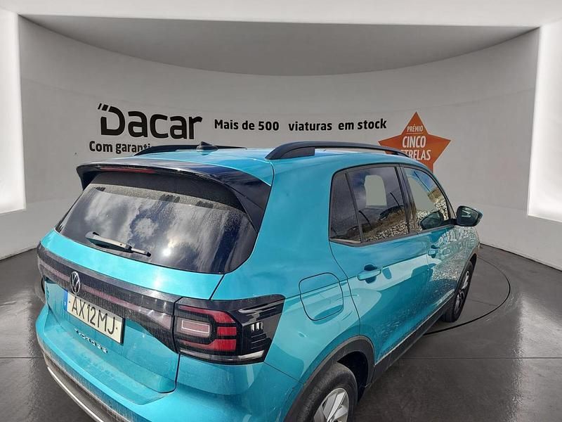 Usado VW T-Cross Life 95 HP (69 kW) 2022 Verde SUV