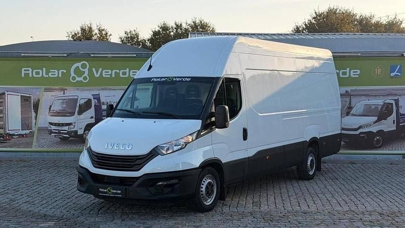 Branco Usado 2024 Iveco Daily | € 39.500 (Preço elevado) - Imagem 1/4