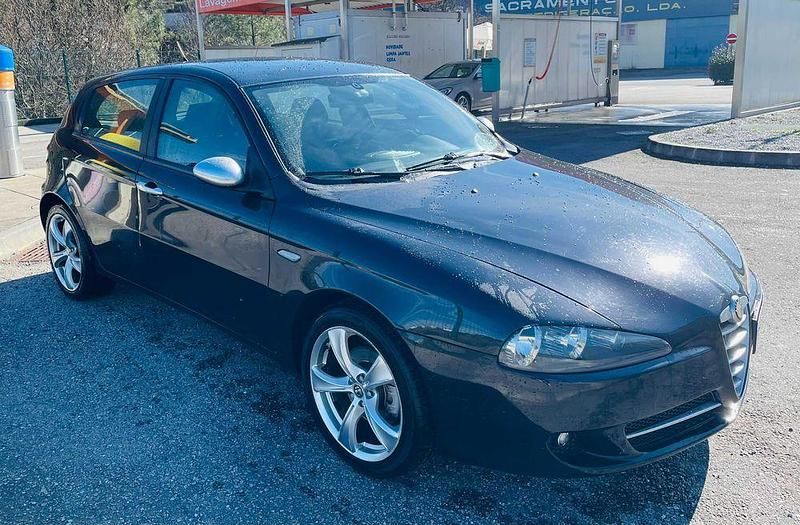 Usado 2007 Alfa Romeo 147 Citadino | € 6.000 - Imagem 1/4