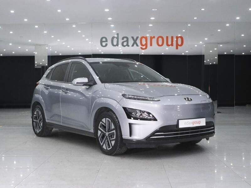 Cinzento Usado 2022 Hyundai Kauai SUV | € 25.490 (Preço elevado) - Imagem 1/4