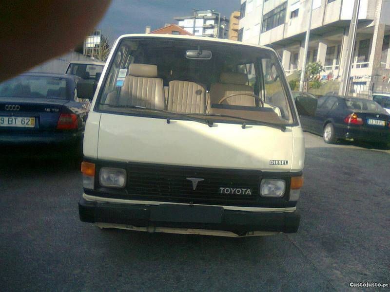 Toyota hiace 1987