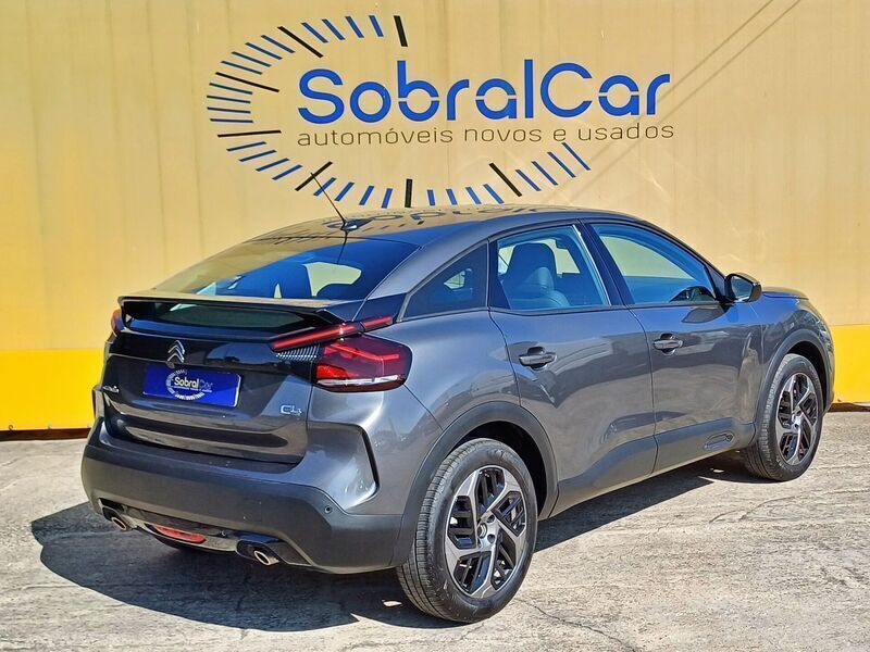 Cinza Usado 2023 Citroën C4 Feel SUV | € 21.500 (Preço justo) - Imagem 1/4