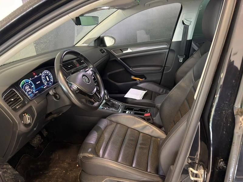 Usado VW e-Golf 100 kW (136 HP) 2018 Preto Citadino