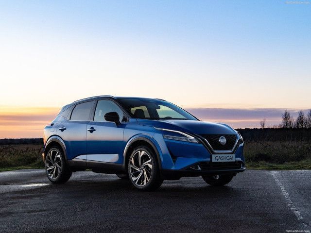 Cinzento Usado 2022 Nissan Qashqai N-Connecta SUV | € 24.000 - Imagem 1/3