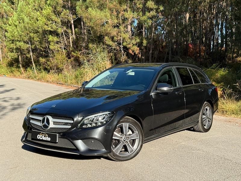 Preto Usado 2020 Mercedes C200 Business Carrinha | € 25.900 (Preço justo) - Imagem 1/4