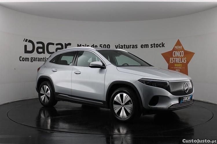 Cinza Usado 2024 Mercedes EQA250+ Progressive SUV | € 39.999 (Preço justo) - Imagem 1/1