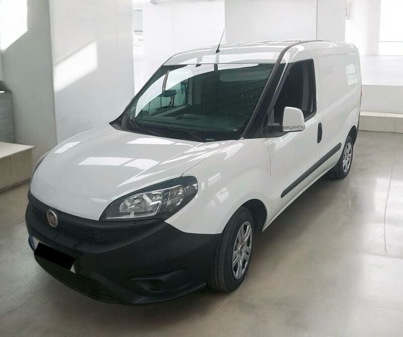 Branco Usado 2021 Fiat Doblò Easy Monovolume | € 14.900 (Preço elevado) - Imagem 1/4
