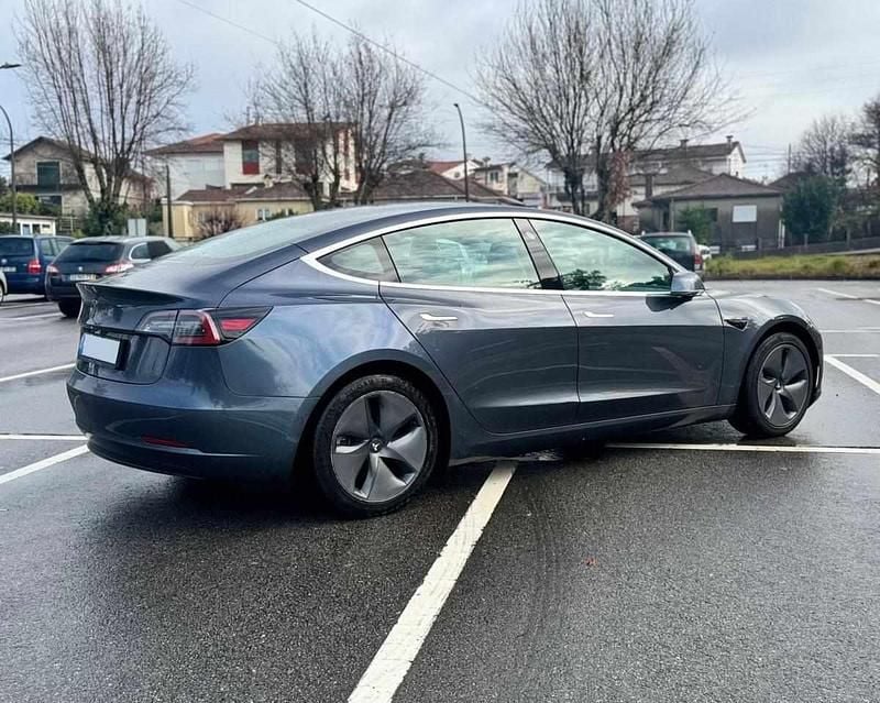 Usado Tesla Model 3 Standard Range Plus 189 kW (258 HP) 2020 Antracite Sedan