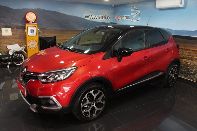 Vermelho Usado 2019 Renault Captur SUV | € 16.500 (Preço justo) - Imagem 1/4
