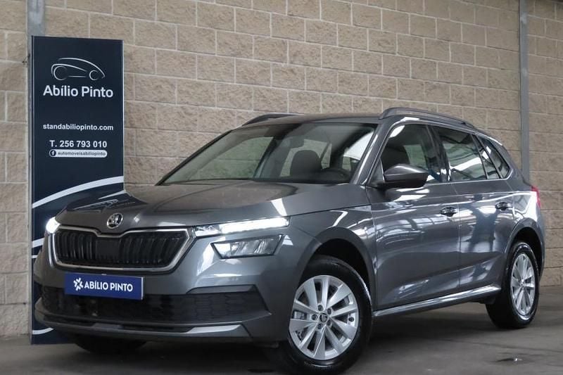 Cinza Usado 2023 Skoda Kamiq Ambition SUV | € 16.250 (Preço justo) - Imagem 1/4