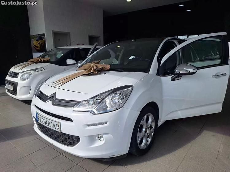 Branco Usado 2014 Citroën C3 Citadino | € 6.900 (Preço justo) - Imagem 1/1