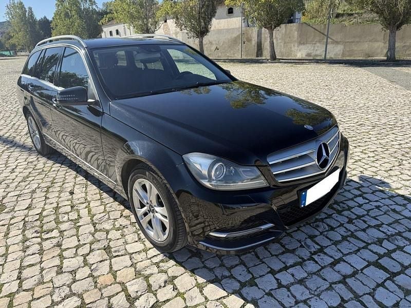Preto Usado 2014 Mercedes C220 Avantgarde Edition Carrinha | € 13.999 - Imagem 1/4