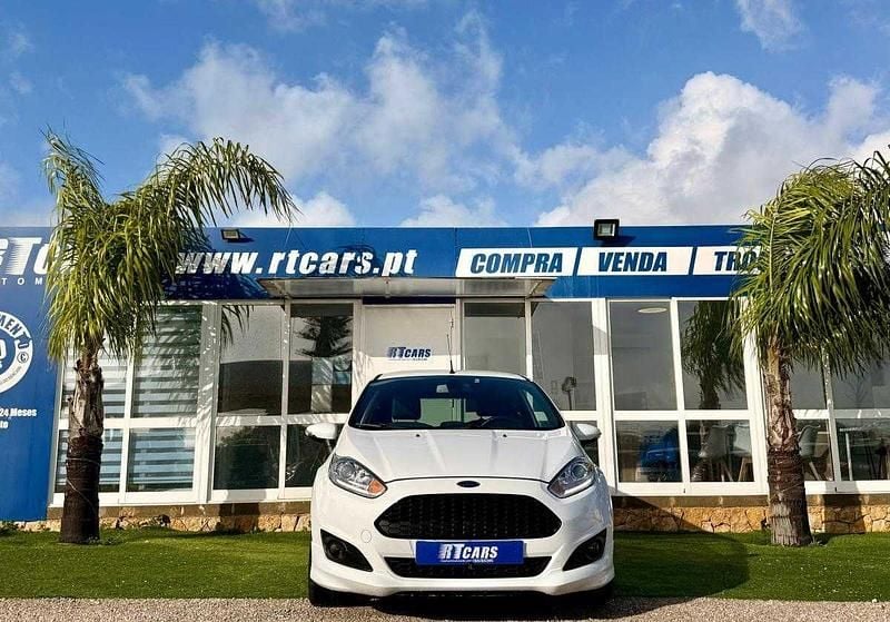 Usado Ford Fiesta ST-Line 100 HP (73 kW) 2017 Branco Citadino