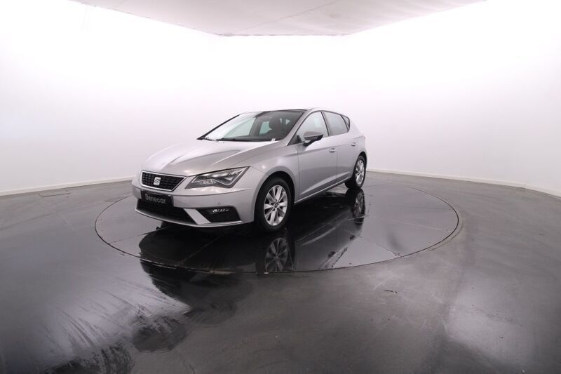 Cinzento Usado 2020 Seat Leon | € 19.250 (Preço justo) - Imagem 1/4
