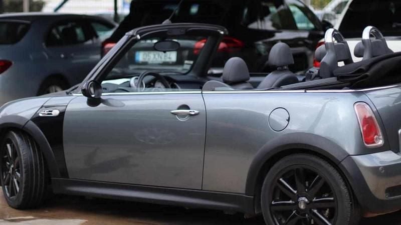 Cinzento Usado 2008 Mini Cooper Citadino | € 12.900 - Imagem 1/4