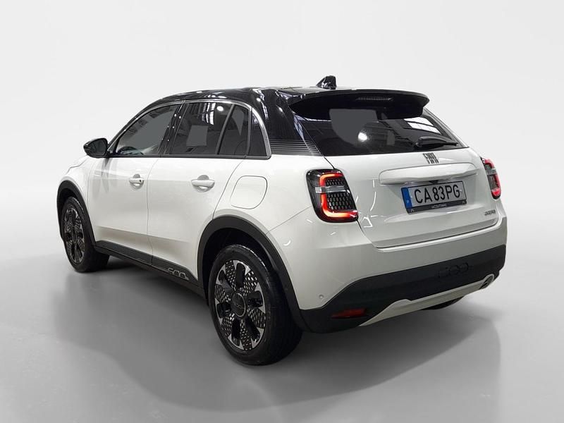 Novo Fiat 600 La Prima 110 HP (80 kW) 2025 Branco SUV